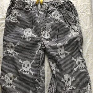 Mini Boden skull board shorts new without tags